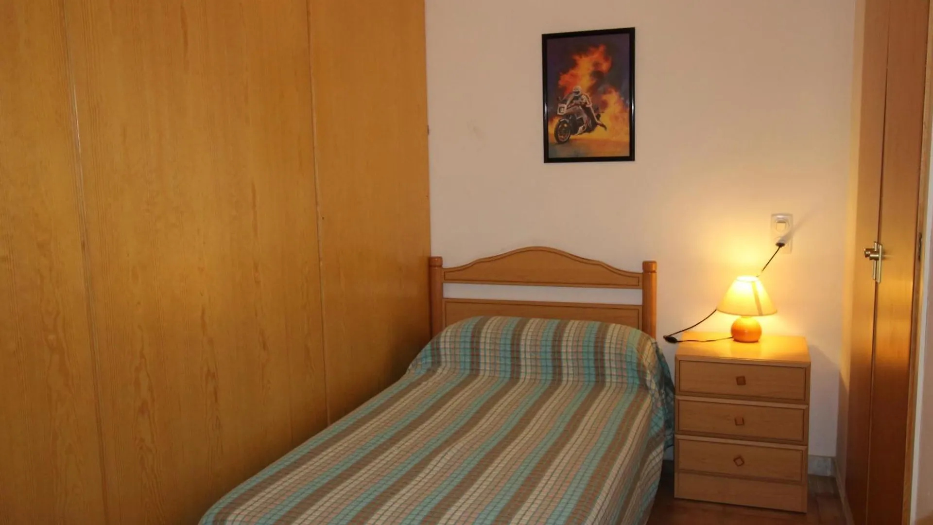 Farella Parc II 1-E - Apartamento Acogedor A 100 M. De La Playa. - Es-228-23 Llanca